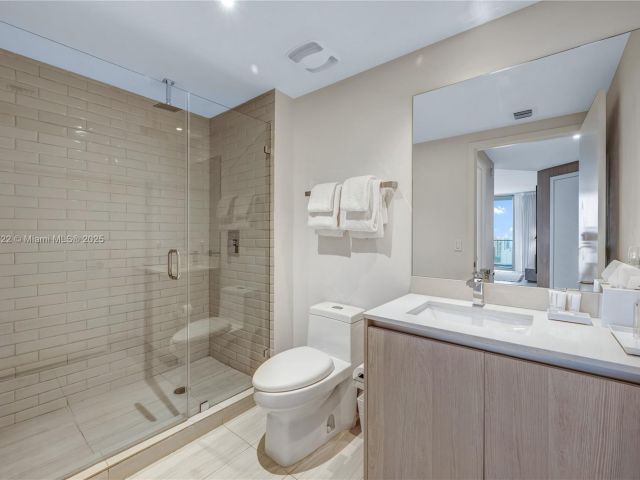 Продажа квартиры #R2501 - фото 5919140