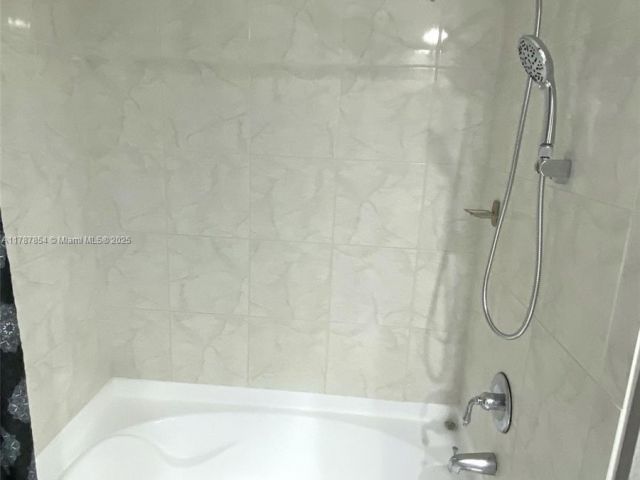 Продажа квартиры #1028 - фото 7430951