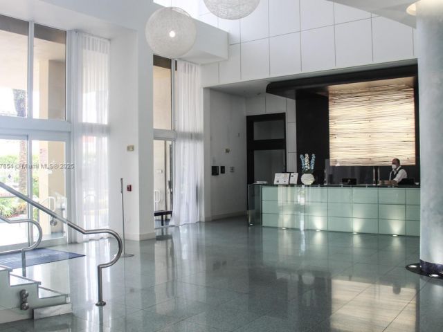 Продажа квартиры #1028 - фото 7430953