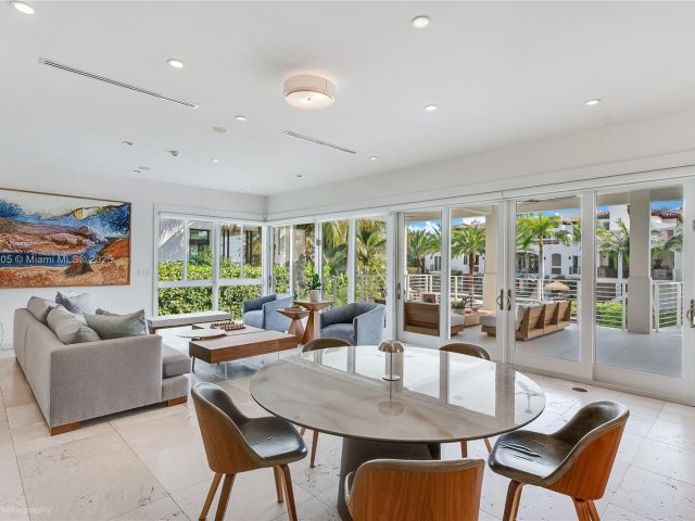 Продажа дома по адресу 3835 Carole Ct - фото 5949027