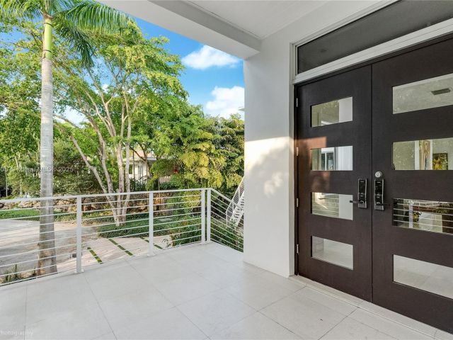 Продажа дома по адресу 3835 Carole Ct - фото 5949036