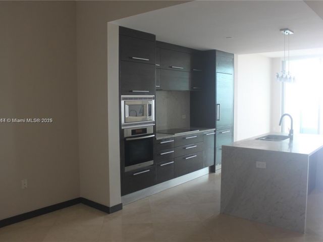 Продажа квартиры #3803 - фото 5962986