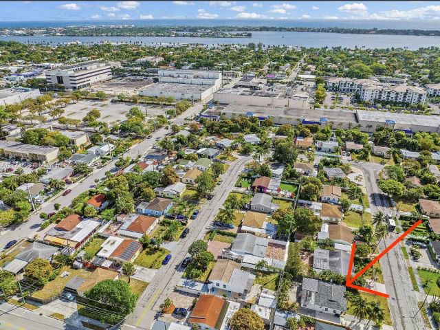 Продажа дома по адресу 621 Hudson Rd - фото 5865236