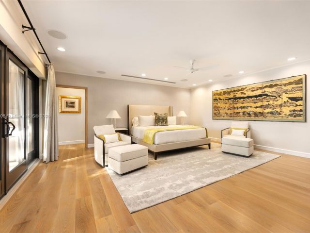 Продажа дома по адресу 700 Arvida Pkwy - фото 5974915