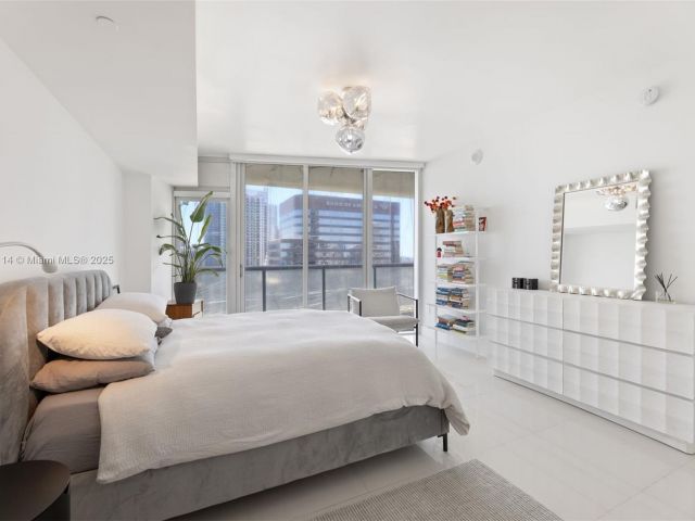 Продажа квартиры #3509 - фото 5914869