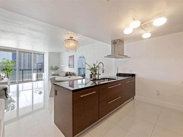 Продажа квартиры #3509 - фото 5914872