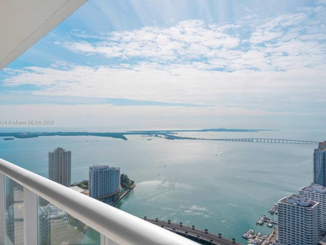 Продажа квартиры #3509 - фото 6000770