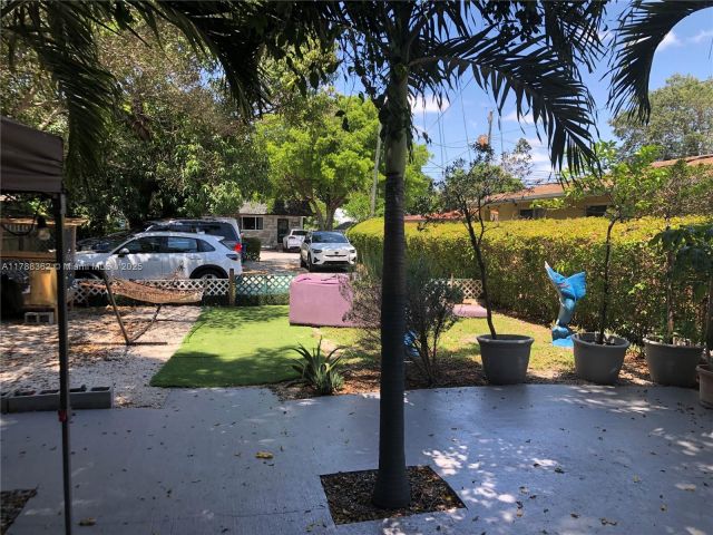 Продажа дома по адресу 2231 SW 57th Ct - фото 5987894