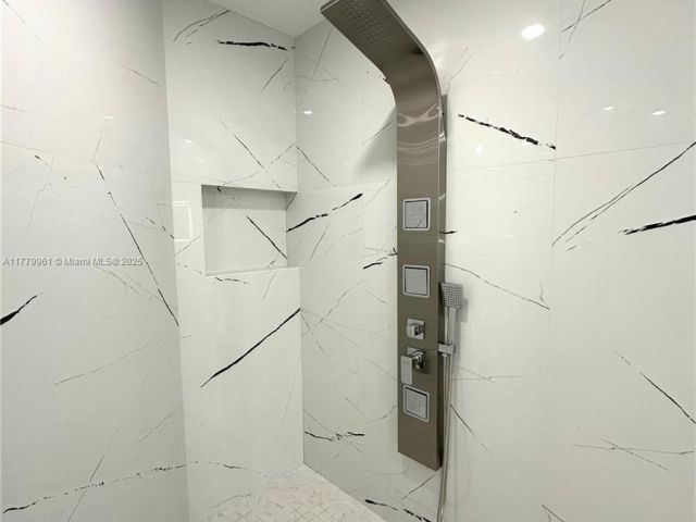 Продажа дома по адресу 13911 SW 100th Ln - фото 5959789