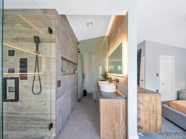 Продажа дома по адресу 381 Franklin St - фото 5875118