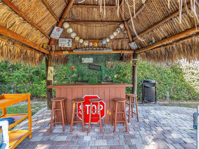 Продажа дома по адресу 15031 SW 154th Ter - фото 6243398