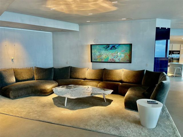 Продажа квартиры #3705 - фото 5927786