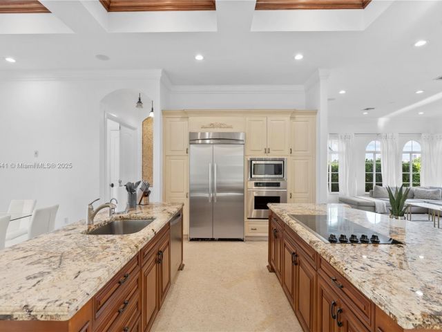 Дом в аренду по адресу 1223 Jackson St - фото 5875178