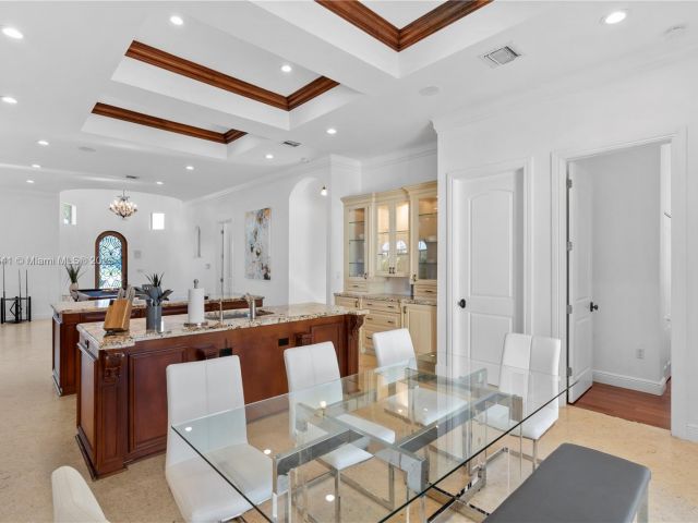 Дом в аренду по адресу 1223 Jackson St - фото 5875180