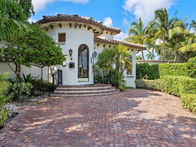 Дом в аренду по адресу 1223 Jackson St - фото 5875195