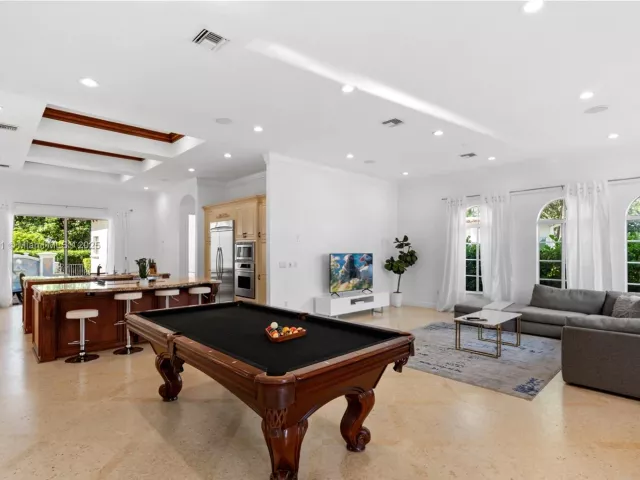 Дом в аренду по адресу 1223 Jackson St - фото 5875184