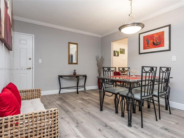 Продажа квартиры #1617 - фото 5920782