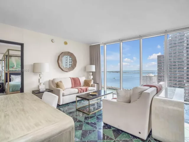 Продажа квартиры #2508 - фото 5915094