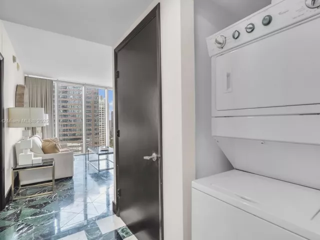 Продажа квартиры #2508 - фото 5915080