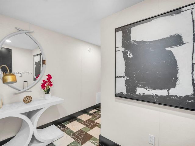 Продажа квартиры #2508 - фото 5915078