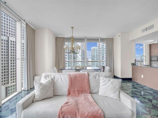 Продажа квартиры #2508 - фото 5915093