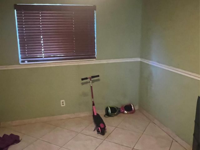 Продажа дома по адресу 640 NW 16th St - фото 5936392