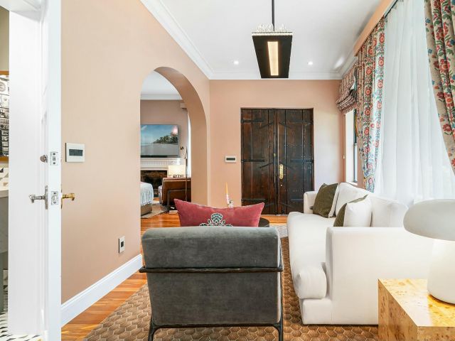 Дом в аренду по адресу 3714 S Olive Avenue - фото 5905018