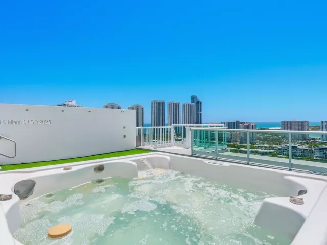 Продажа квартиры # - фото 5873875