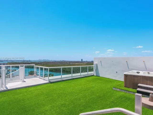 Продажа квартиры # - фото 5873876