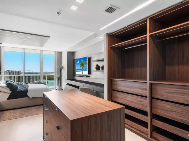 Продажа квартиры # - фото 5873863