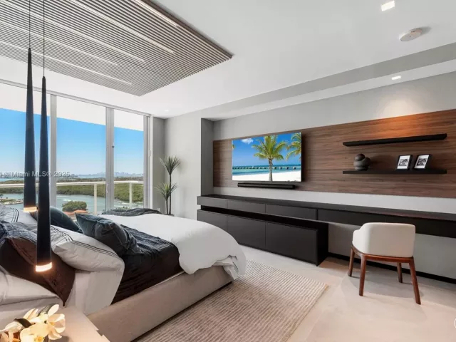 Продажа квартиры # - фото 5873867