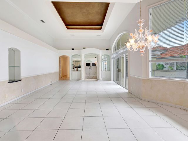 Продажа дома по адресу 9152 Long Lake Palm Drive - фото 6394084