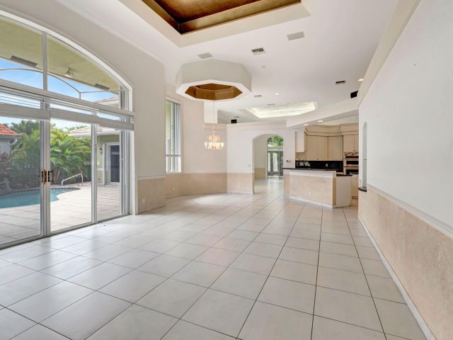 Продажа дома по адресу 9152 Long Lake Palm Drive - фото 6394085