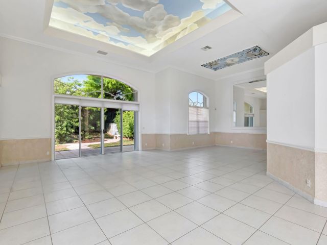 Продажа дома по адресу 9152 Long Lake Palm Drive - фото 6394089