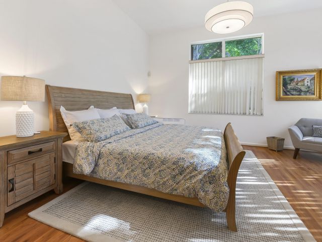 Дом в аренду по адресу 6606 NW 23rd Terrace - фото 5943028