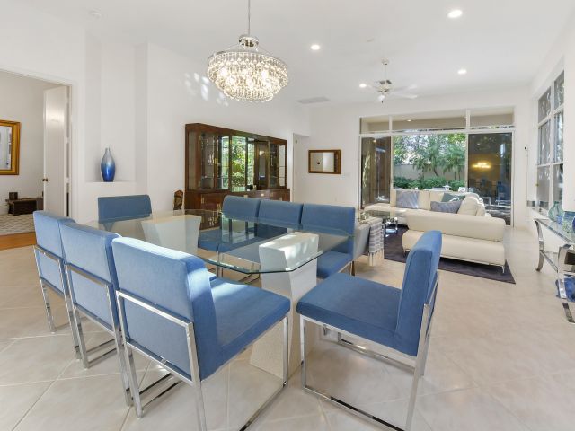 Дом в аренду по адресу 6606 NW 23rd Terrace - фото 5943034