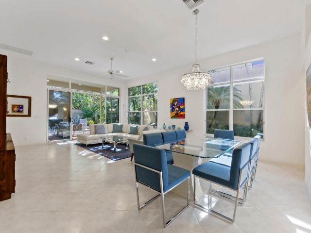 Дом в аренду по адресу 6606 NW 23rd Terrace - фото 5943035