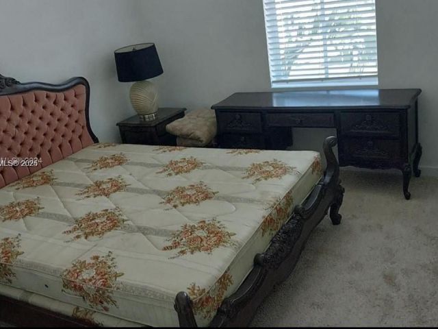 Продажа дома по адресу 1790 SE 7th Ter - фото 5869232