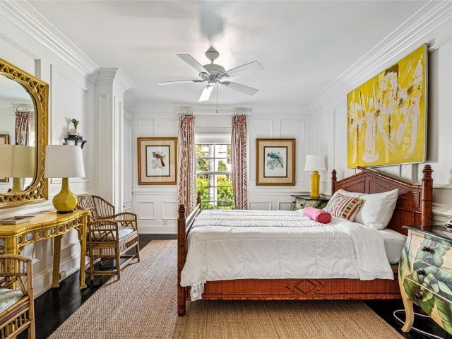 Продажа дома по адресу 525 Coral Way - фото 5934853