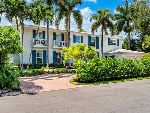 Продажа дома по адресу 525 Coral Way - фото 5934866