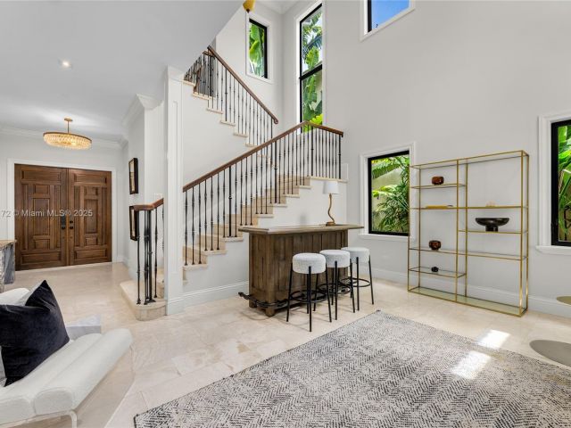 Продажа дома по адресу 1672 Micanopy Ave - фото 6154730