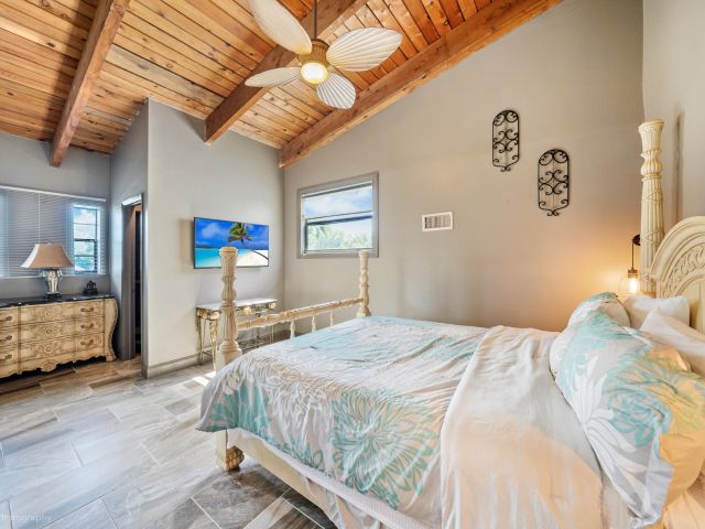 Дом в аренду по адресу 2533 Bessie Street - фото 5878948