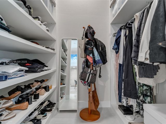 Продажа квартиры #1404 - фото 5910770