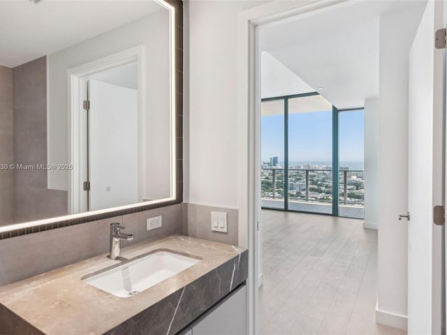 Продажа квартиры #3004 - фото 6031240