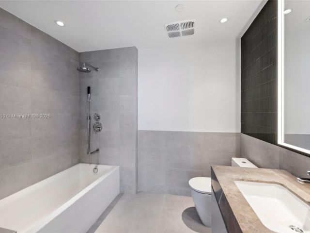 Продажа квартиры #3004 - фото 6031241