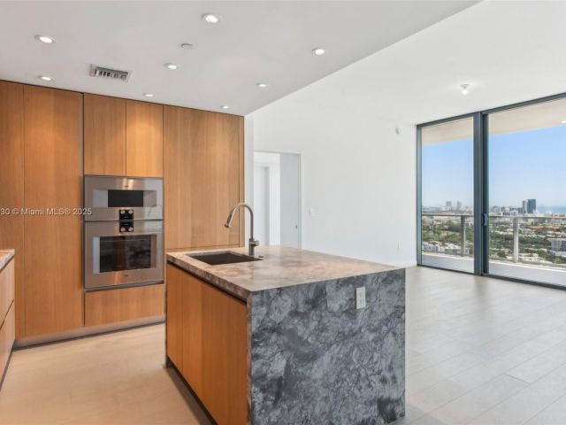 Продажа квартиры #3004 - фото 6031250