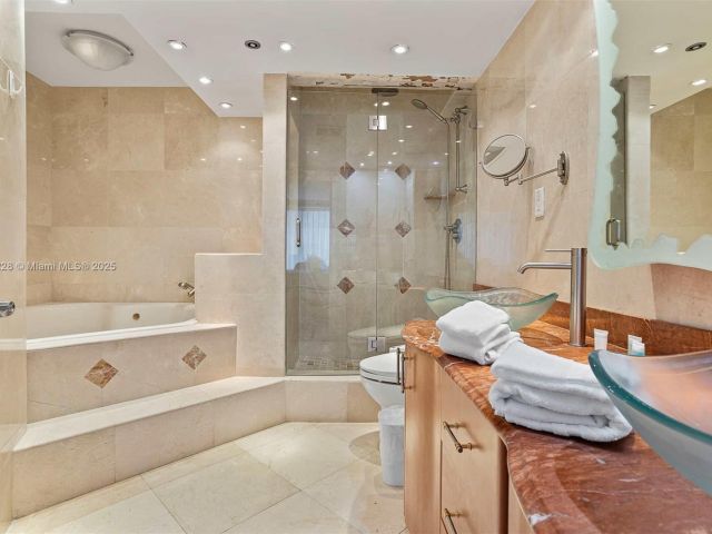 Продажа квартиры #1117 - фото 5907897