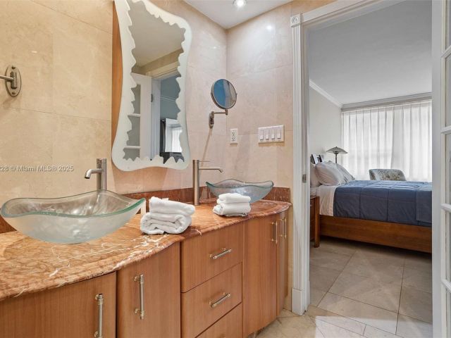 Продажа квартиры #1117 - фото 5907907