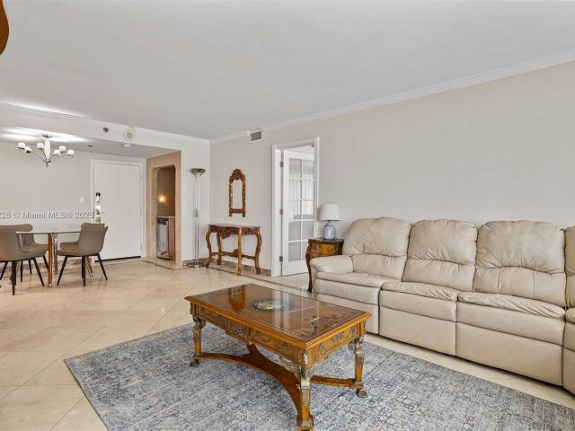 Продажа квартиры #1117 - фото 5907908