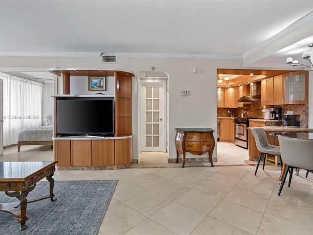 Продажа квартиры #1117 - фото 5907910